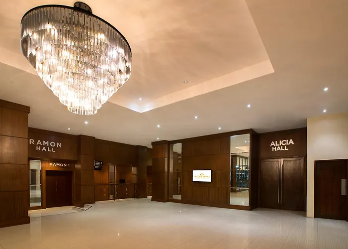 Hotel Golden & 3*