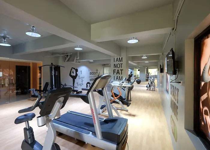 Golden Hotel&suites 3*